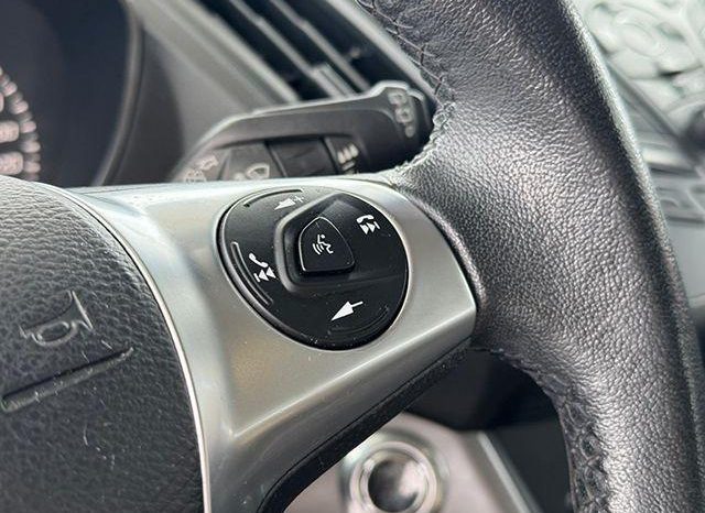 FORD – Kuga – 2.0 TDCI 150 CV completo