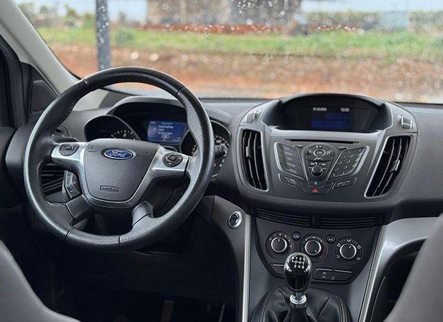 FORD – Kuga – 2.0 TDCI 150 CV completo