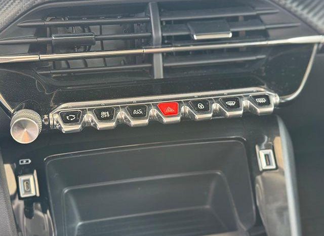 PEUGEOT – 2008 – 1.5 BlueHDi 102cv completo