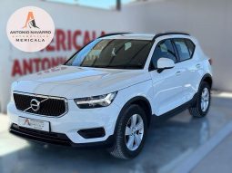 VOLVO – XC40 – Momentum 2.0D 150CV completo