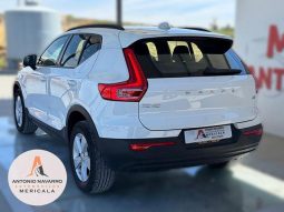 VOLVO – XC40 – Momentum 2.0D 150CV completo