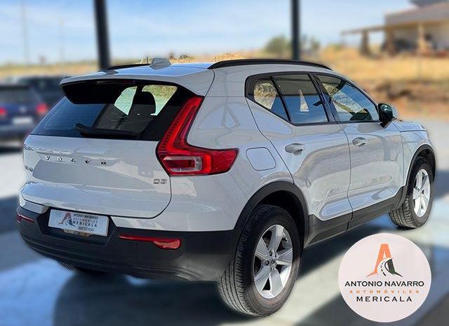 VOLVO – XC40 – Momentum 2.0D 150CV completo