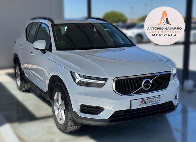 VOLVO – XC40 – Momentum 2.0D 150CV completo
