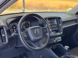VOLVO – XC40 – Momentum 2.0D 150CV completo