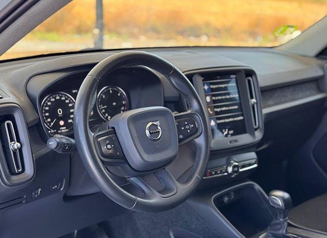 VOLVO – XC40 – Momentum 2.0D 150CV completo