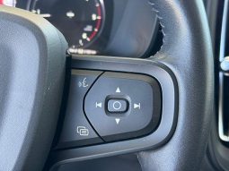 VOLVO – XC40 – Momentum 2.0D 150CV completo