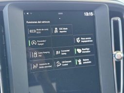 VOLVO – XC40 – Momentum 2.0D 150CV completo