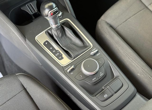 Audi Q2 1.6 TDI 115 cv completo