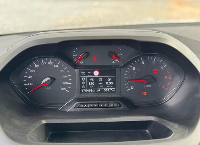 Peugeot Rifter 1.5d 100 cv completo