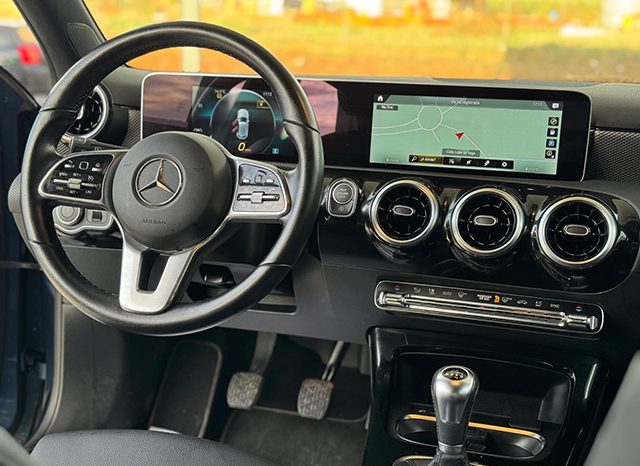 Mercedes-Benz A180 1.5d 115 cv completo