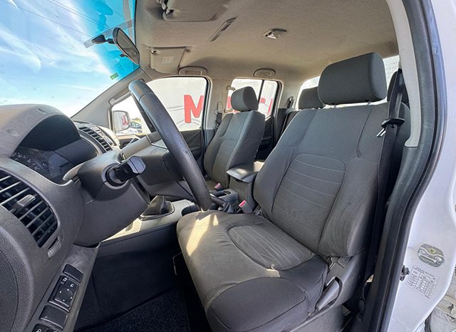 Nissan Navara 2.5d 190 cv completo