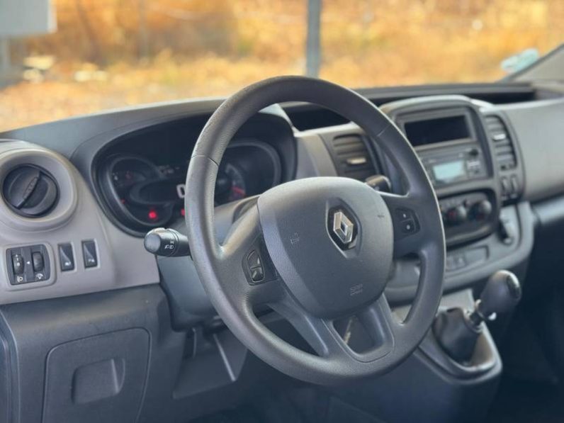 Renault Trafic 2.0d 120 cv